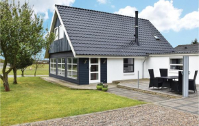 Cozy Home In Lemvig With Wifi